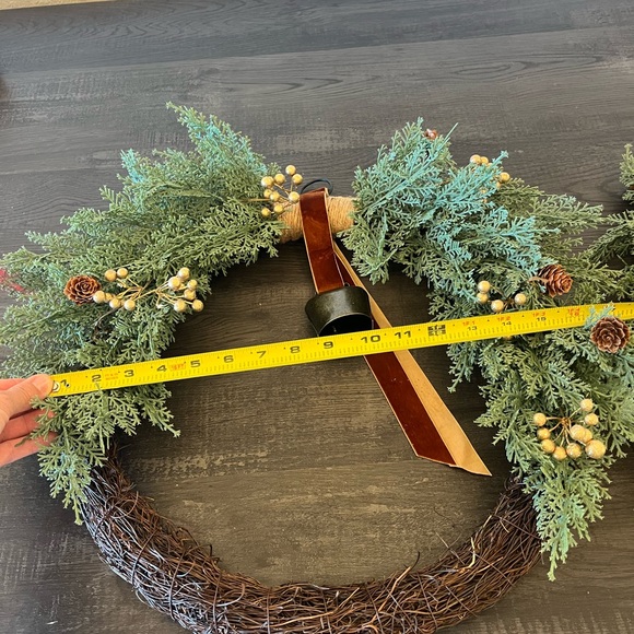 Set of two cypress christmas wreaths - Picture 5 of 8